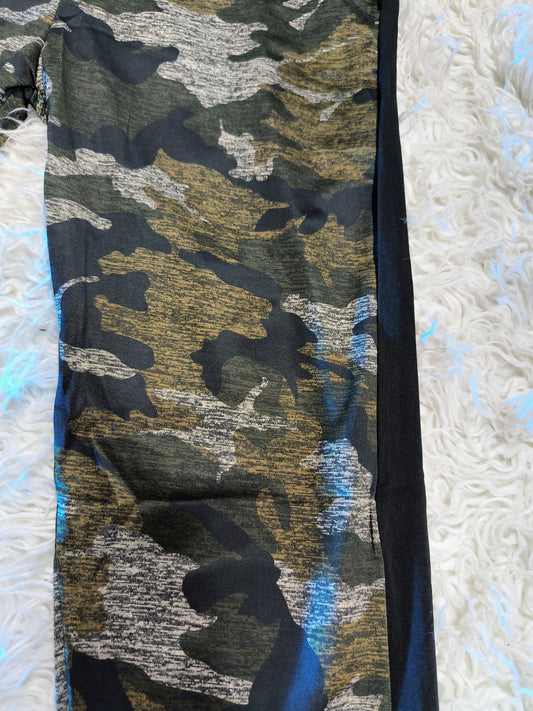 Camouflage spandex