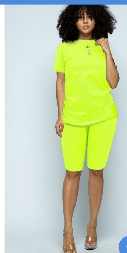 SWEATER AND CAPRI IN BRIGHT COLORS