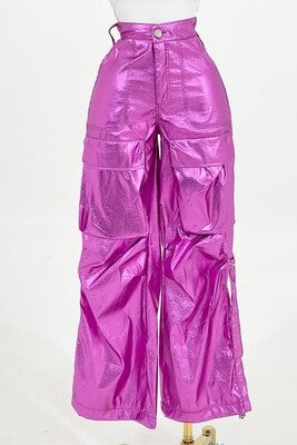Metallic pink cargo pants fashion at your fingertips 100% NYLON MEDE IN CHINA (Copia)