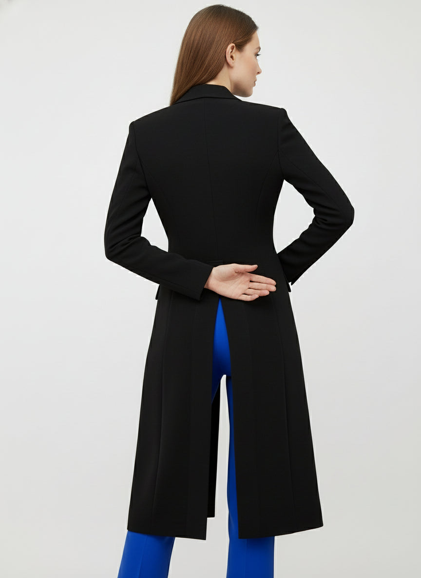 Blazer in solid black