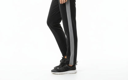 Trousers for protection against the cold with wool inside