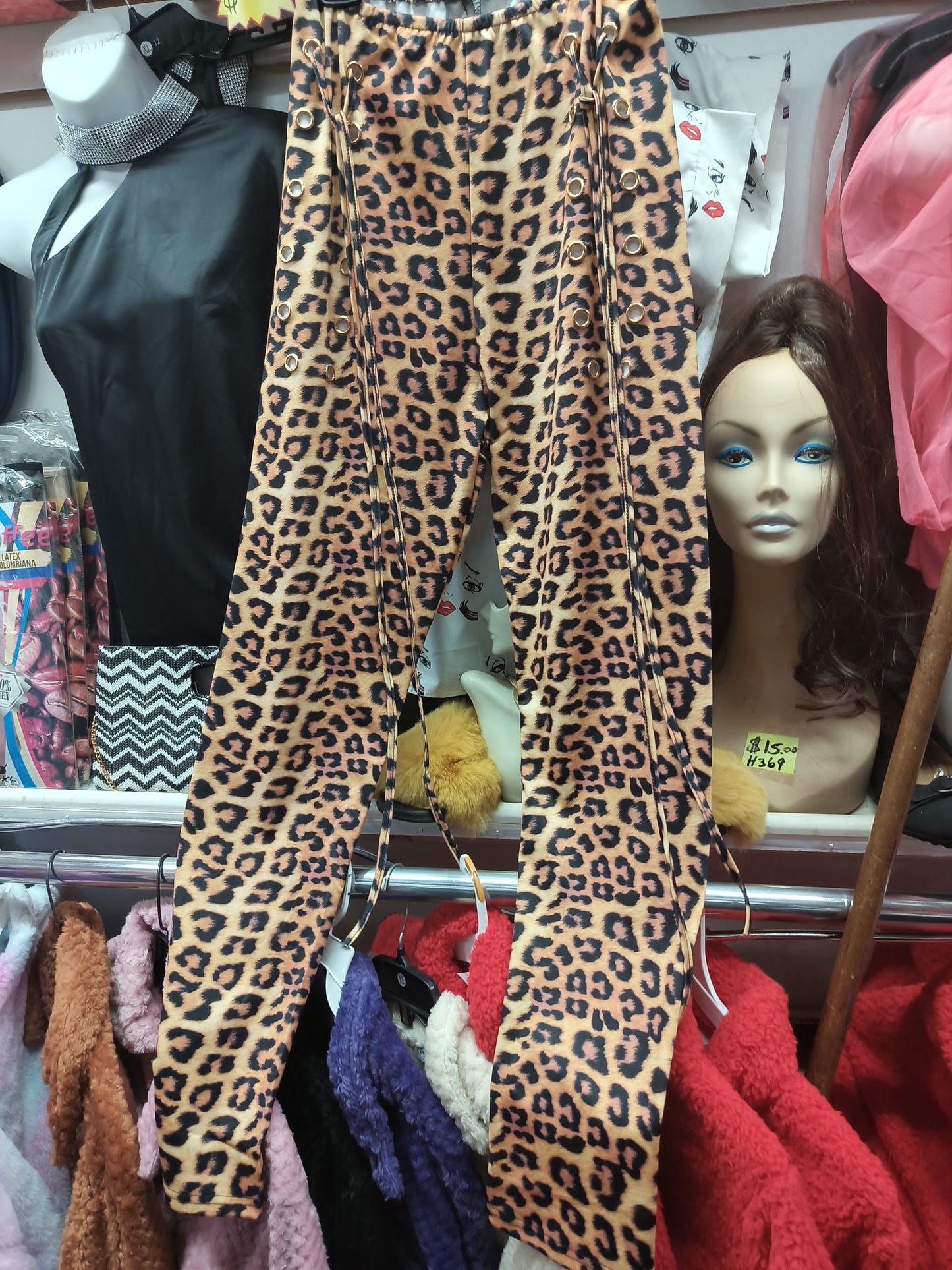 Elegant expandable for the evening