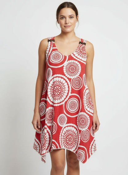 Printed blouse in different colors with a flared top