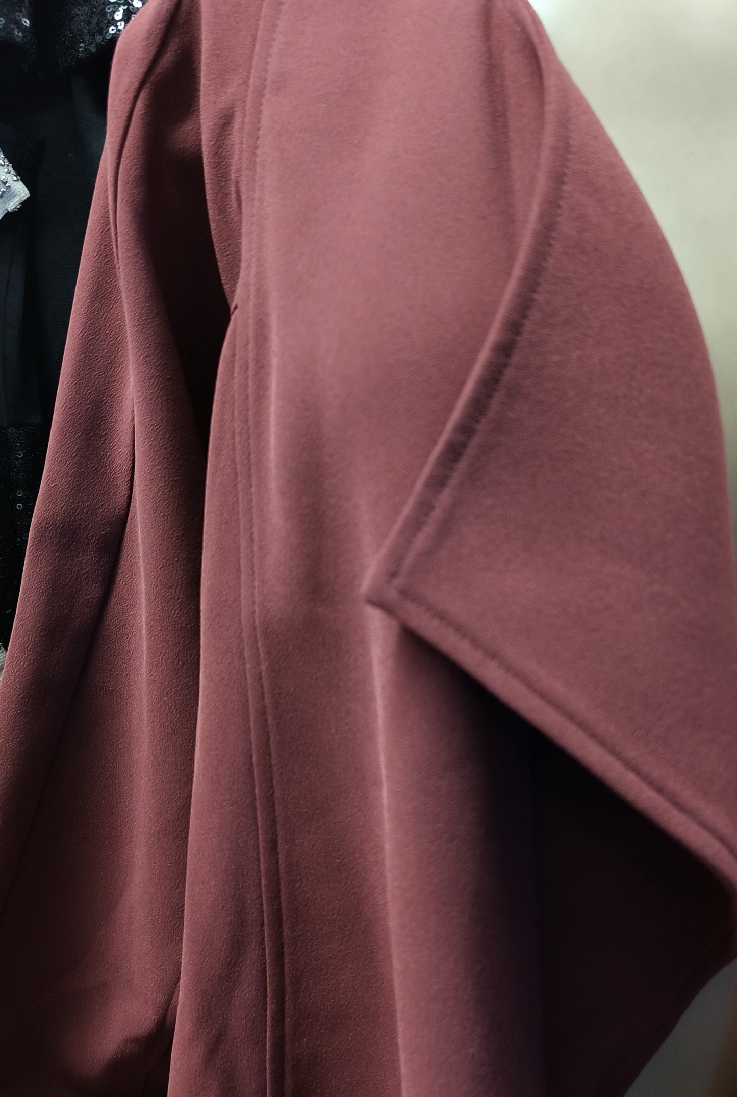 Formal wear blazer in combination with yes but on the sides 5