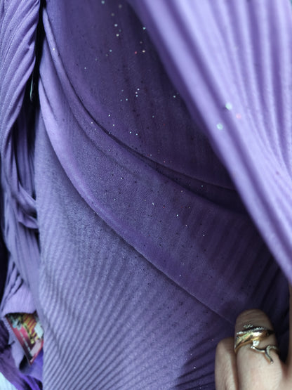 Two-piece set with silver glitter flecks