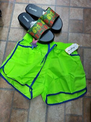 Short pants in varied colors for summer